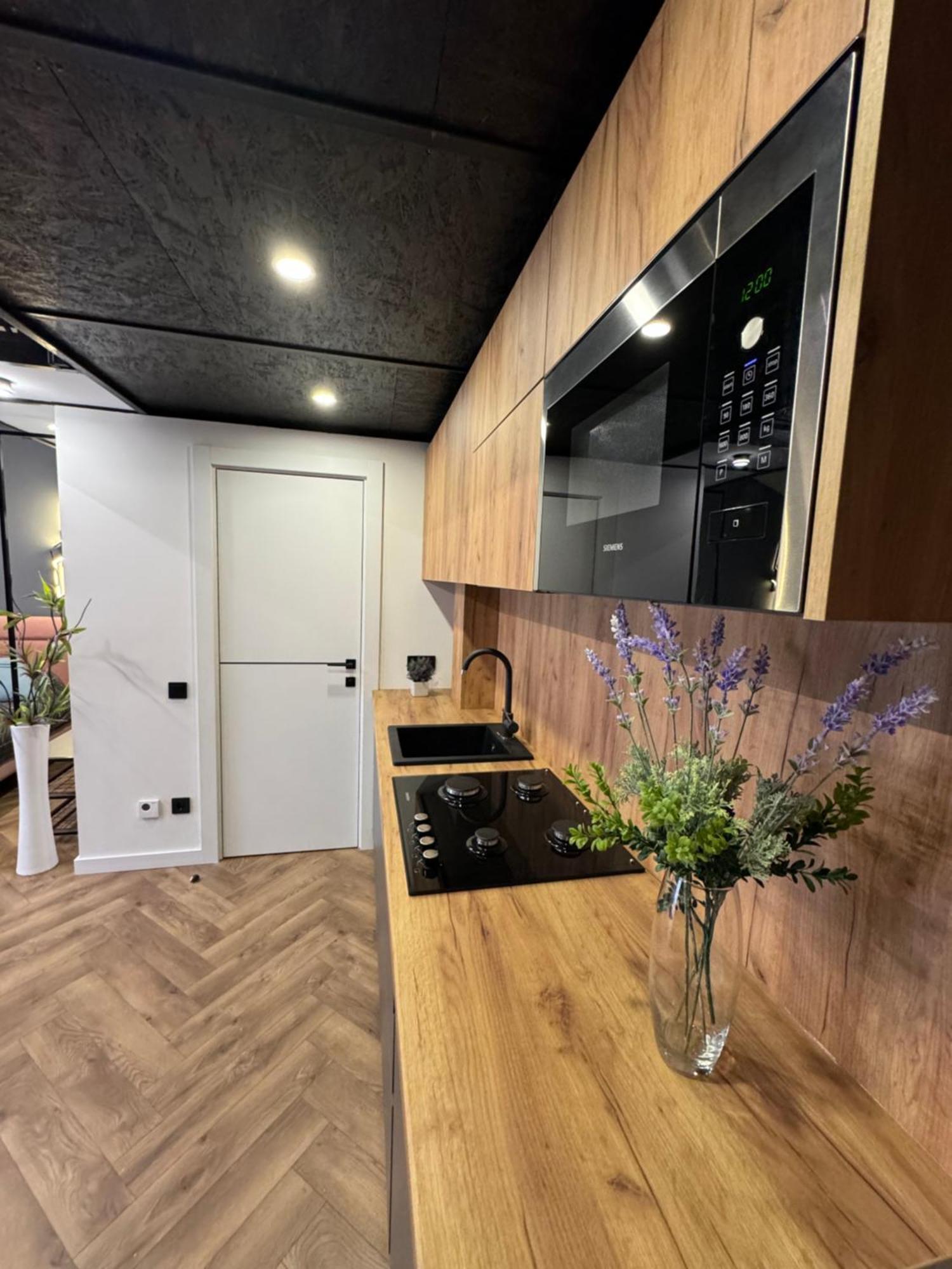 Apartment Kvartyra Mansarda